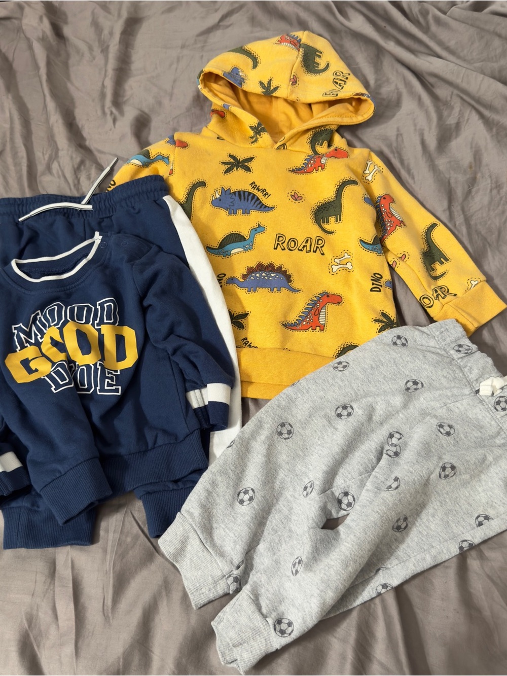 12M baby boy bundle - Picture 1 of 11